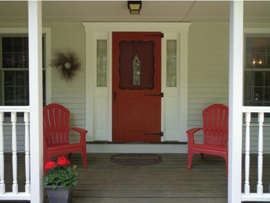 Charming 3 Bedroom, 3 baths