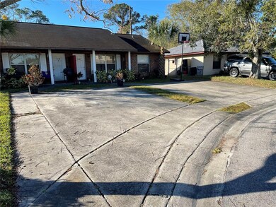 Off street parking for 5522