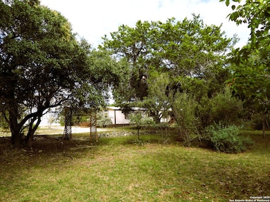 164 18th St E, Lakehills, TX 78063 - photo 6