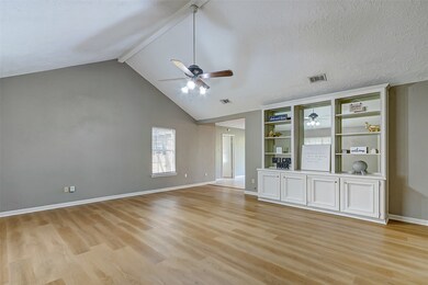 31103 Alice Ln, Tomball, TX 77375 - photo 3