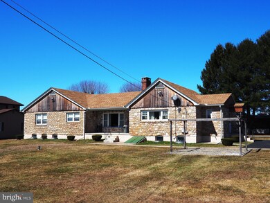 73 Ryan Ave, Tamaqua, PA 18252 - photo 2