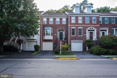 2005 Gervais Dr, Falls Church, VA 22043 - photo 2