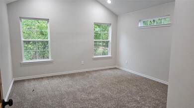 816 W 11th St, Bonham, TX 75418 - photo 5