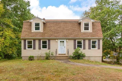 66 Conleys Grove Rd, Derry, NH 03038 - photo 2