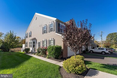 108 Mainland Square Dr, Harleysville, PA 19438 - photo 2