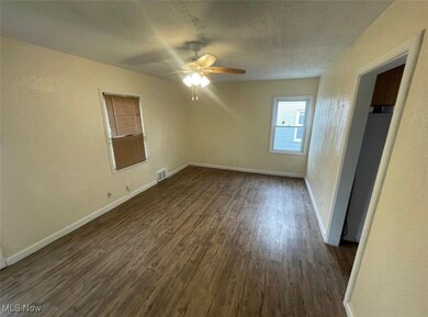 2541 Edgebrook Ave, Akron, OH 44312 - photo 4