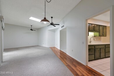 10540 W Ocotillo Dr, Sun City, AZ 85373 - photo 3