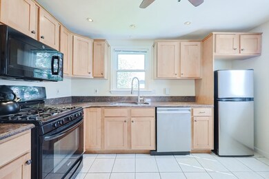 26 Hanover St, Haverhill, MA 01832 - photo 5