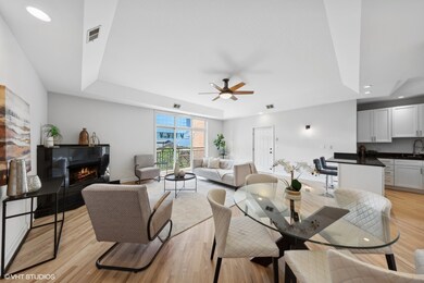 820 W Hubbard St unit 4, Chicago, IL 60642 - photo 2