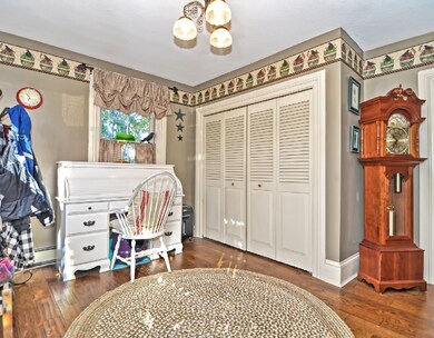 122 N Main St, Uxbridge, MA 01569 - photo 4