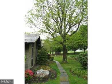 309 Blue Rocks Rd, Lenhartsville, PA 19534 - photo 5