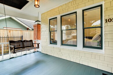 1020 W Gardner St, Houston, TX 77009 - photo 3