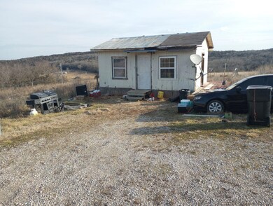 Shack on 60 ac