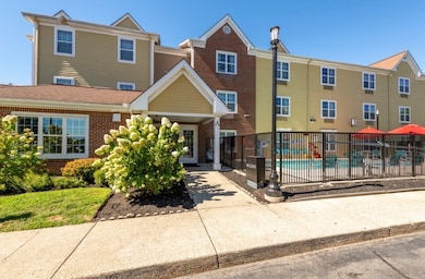 20 International Place unit 209, Tewksbury, MA 01876 - photo 4