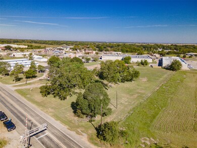 4401 Sargent Dr, Bay City, TX 77414 - photo 7