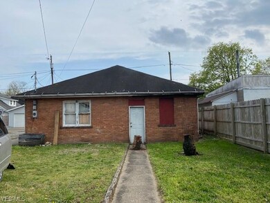 941 E Main St, Coshocton, OH 43812 - photo 2