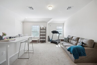 1108 Jackson Ln unit 5B, Jarrell, TX 76537 - photo 6