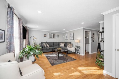 18 Albury Stone Cir unit U214, Nashua, NH 03063 - photo 4