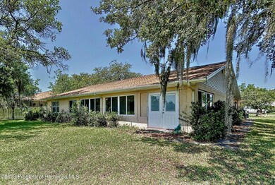 004-crop-b14-Ridgeway-1686066585_1686067