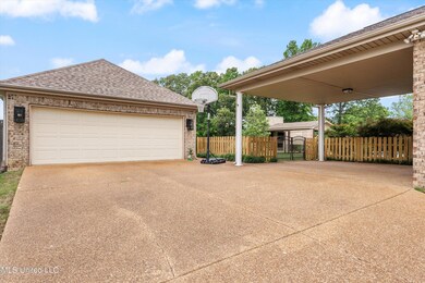 31-Detached Garage & Car Port