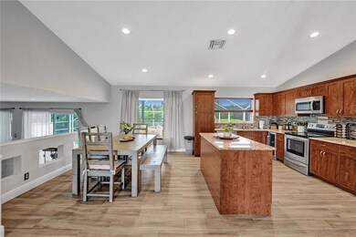 Kitchen/Dining