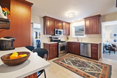 3006 Peachgate Ln, Glenview, IL 60026 - photo 3