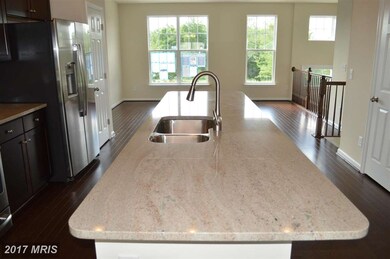 9063 Isabel Ln, Manassas Park, VA 20111 - photo 5