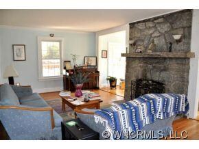 Living Room w/Fireplace