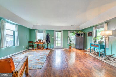 24080 N Patuxent Beach Rd, California, MD 20619 - photo 2