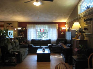 78 Franklin Rd, Coventry, RI 02816 - photo 3