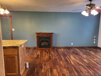 23496 Oklahoma 116, Colcord, OK 74338 - photo 7