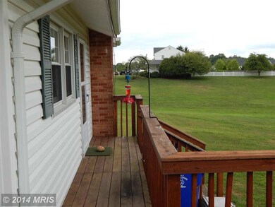 12654 Grosstown Rd, Hughesville, MD 20637 - photo 5