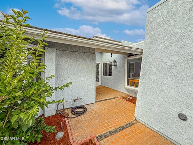 2772 Lakeridge Ln, Westlake Village, CA 91361 - photo 6