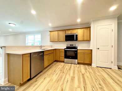 106 Weiricks Row, Charles Town, WV 25414 - photo 7