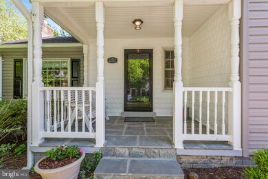 13619 Bridgeland Ln, Clifton, VA 20124 - photo 3