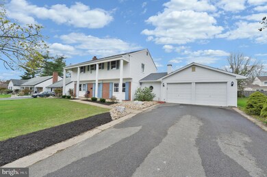 25 Club House Dr, Willingboro, NJ 08046 - photo 2