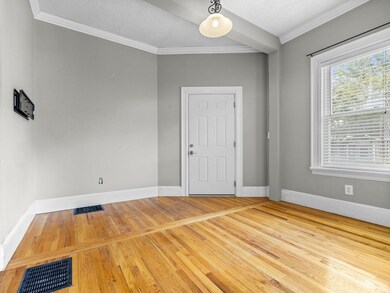 35 Parker St unit 35, Watertown, MA 02472 - photo 2