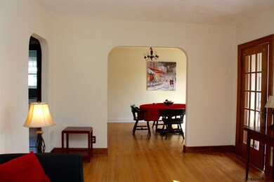 28 Van Buren St, Albany, NY 12206 - photo 5