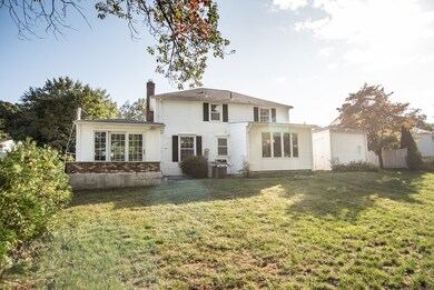 69 Hale St, West Springfield, MA 01089 - photo 4