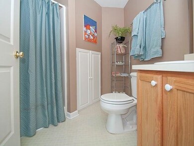 3610 Noble Dr unit 52, Dexter, MI 48130 - photo 3