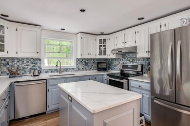 10 Laurel Ln, Durham, NH 03824 - photo 6