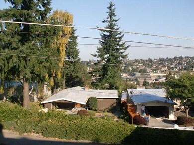 3425 24th Ave W, Seattle, WA 98199 - photo 2