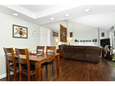 1551 NE 20th St, Gresham, OR 97030 - photo 7