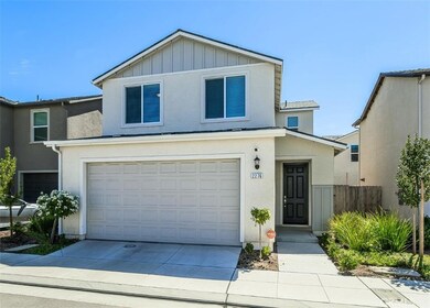 2276 N Columbus Dr, Fresno, CA 93727 - photo 2