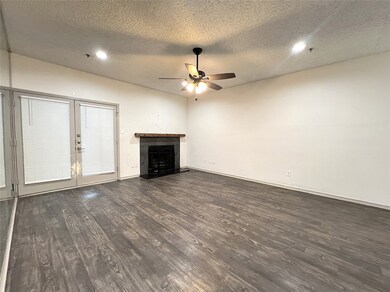 9747 Whitehurst Dr unit 171, Dallas, TX 75243 - photo 3
