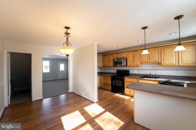 9 Stratford Rd, Glenolden, PA 19036 - photo 3