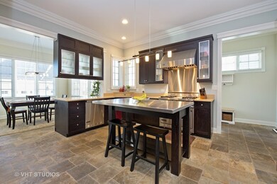 452 N Emery Ln, Elmhurst, IL 60126 - photo 6