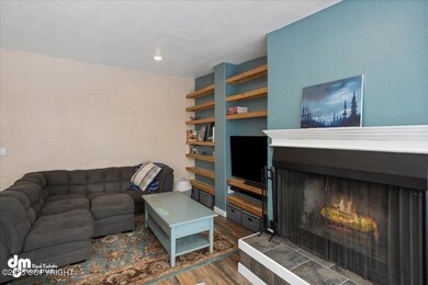 06-Living Room BHL_IMG_6717