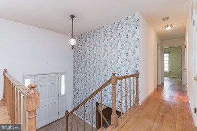 1605 Earlham Ave, Crofton, MD 21114 - photo 3