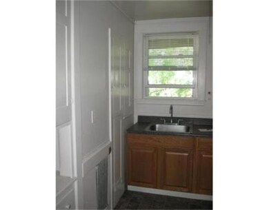 155 Florence St, Roslindale, MA 02131 - photo 5